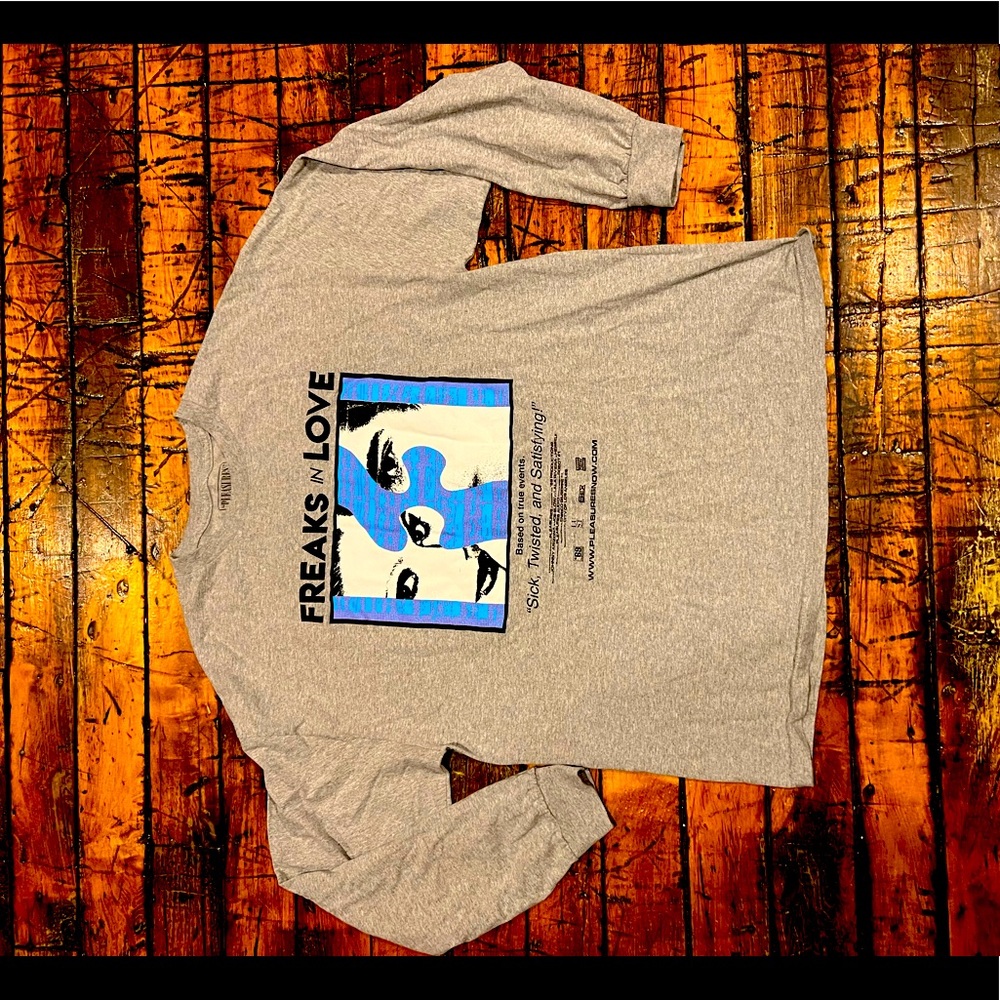 PLEASURES Long Sleeve Tee. “Freaks In Love” Sz XL. Great Condition.  👀 Tee